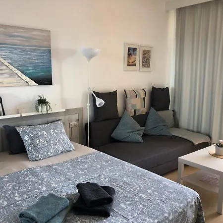 Vista Al Mar Palmeras Апартаменты Фуэнхирола